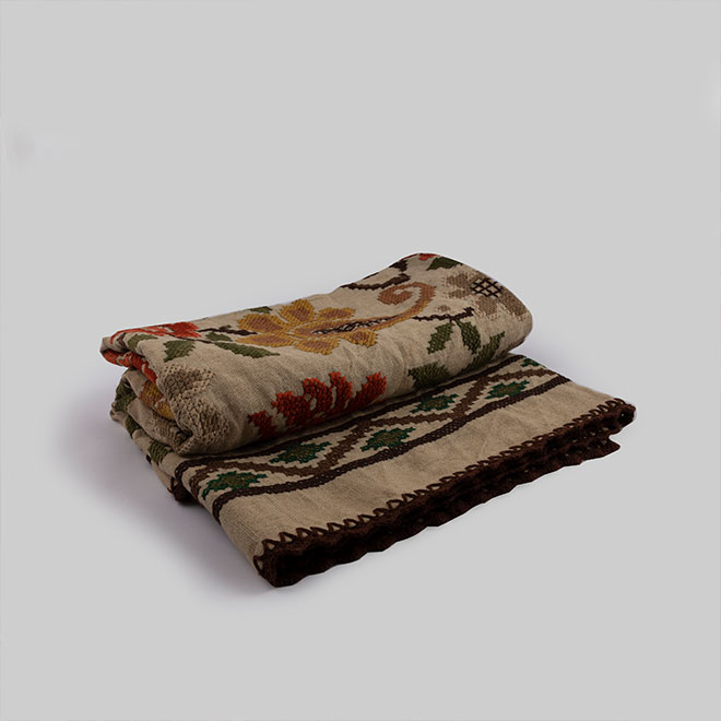 رومیزی شماره دوزی