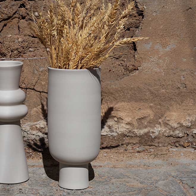 گلدان استوانه پایه دار 